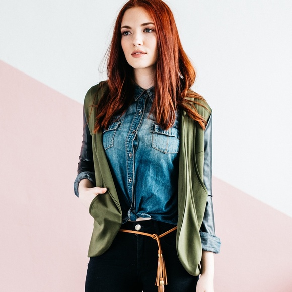 Yellowcake Shop Luxe Tri-Pocket Cardigan Olive - Picture 2 of 8